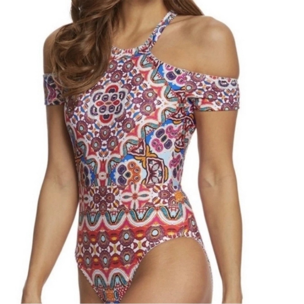 Kenneth Cole Reaction Sz XL CasablancaVacation Resort Cold Shoulder Swimsuit